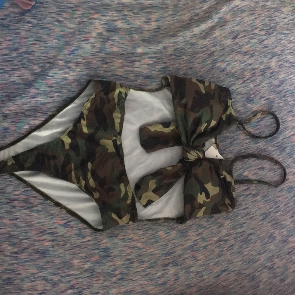 Body suit - Picture 1 of 1